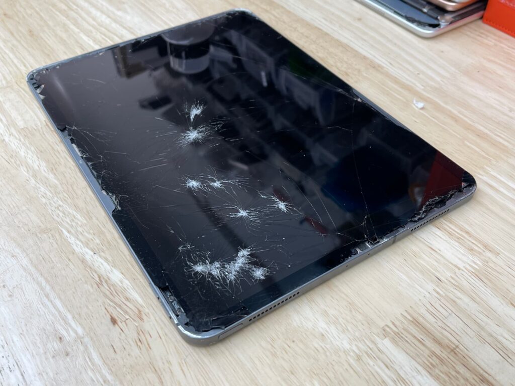 Cracked or Shattered Screens